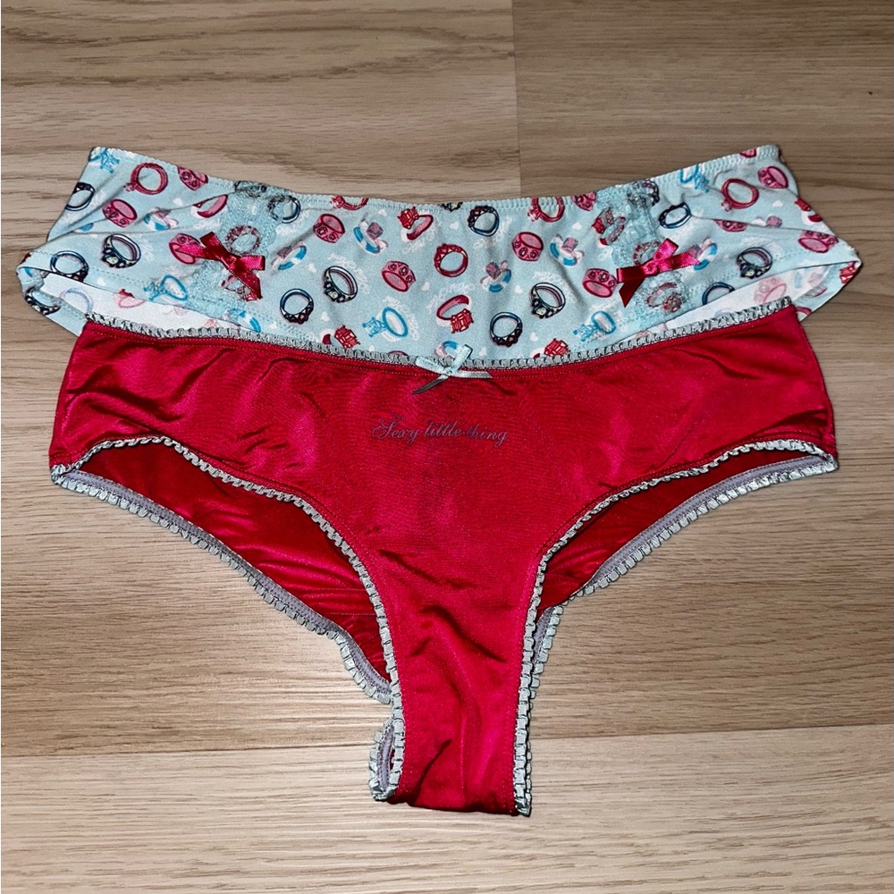2 Y2K Victorias Secret Sexy Little Thing Bride/Bridal Rings Satin Cheeky Panties